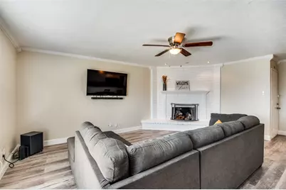 10222 Red Maple Drive, Dallas, TX 75249 - Photo 10