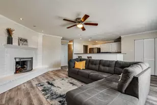 10222 Red Maple Dr, Dallas, TX 75249 - Photo 8