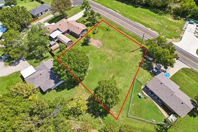 309 W Sherman Drive, Aubrey, TX 76227 - Photo 6