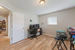 1407 Inglewood Dr, Stephenville, TX 76401 - Photo 24