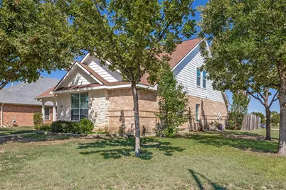 6100 Huntington Drive, Haltom City, TX 76137 - Photo 2