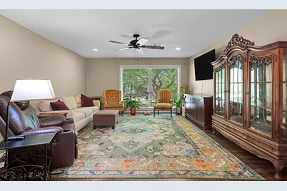 1732 Hilltop Drive, Waco, TX 76710 - Photo 6