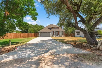 5119 San Marcos Court, Granbury, TX 76048 - Photo 2