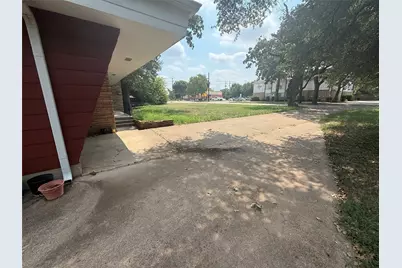 709 Lynda Lane, Arlington, TX 76013 - Photo 12