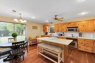 315 W 6th St, Justin, TX 76247 - Photo 10