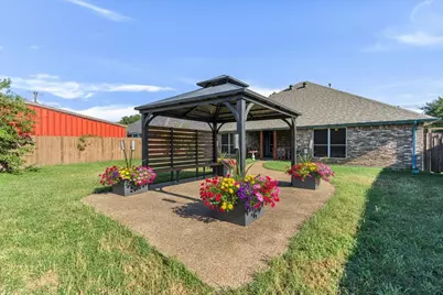 315 W 6th Street, Justin, TX 76247 - Photo 30