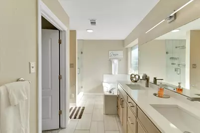 315 W 6th Street, Justin, TX 76247 - Photo 18