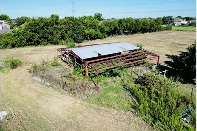 1809 Southeast Parkway, Arlington, TX 76018 - Photo 4