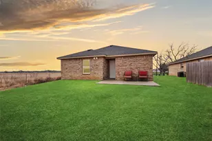 309 E Second St, Maypearl, TX 76064 - Photo 4