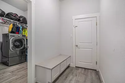 1824 Royal Lake Drive, Grand Prairie, TX 75052 - Photo 30