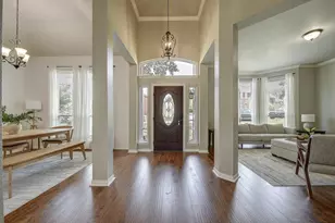 3622 Flagstone Dr, Carrollton, TX 75007 - Photo 4