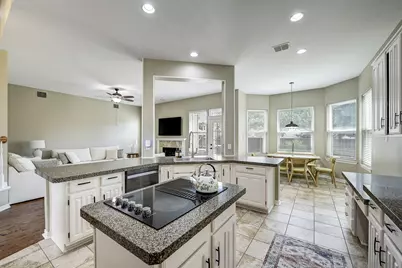 3622 Flagstone Drive, Carrollton, TX 75007 - Photo 12