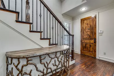 4045 Winsor Drive, Farmers Branch, TX 75244 - Photo 2