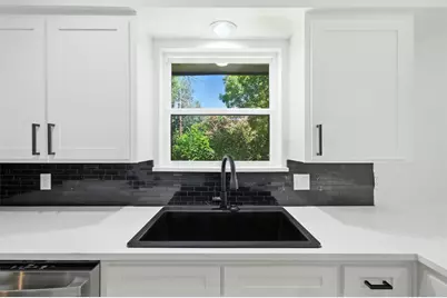 6021 Rayburn Drive, Fort Worth, TX 76133 - Photo 18