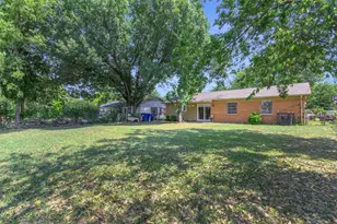 2311 Arcady Ln, Lancaster, TX 75134 - Photo 20