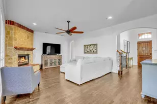 2817 Spring Hollow Ct, Highland Village, TX 75077 - Photo 10