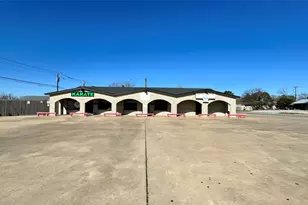 1739 N Frances St, Terrell, TX 75160 - Photo 1