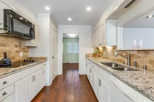 12308 Cedar Bend Dr, Dallas, TX 75244 - Photo 4