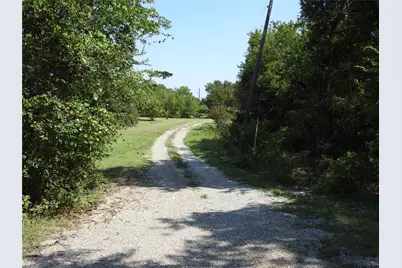 421 County Road 2905, Dodd City, TX 75438 - Photo 30