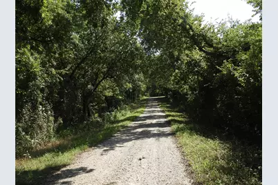 421 County Road 2905, Dodd City, TX 75438 - Photo 32