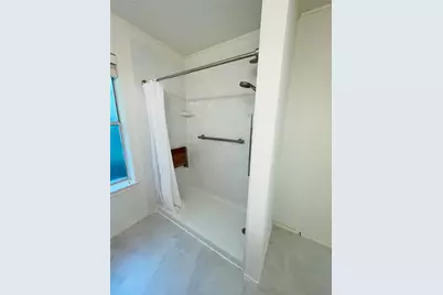 8911 Magnolia Vale Drive, Granbury, TX 76049 - Photo 30