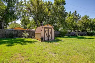 2728 Foxcroft Cir, Denton, TX 76209 - Photo 40