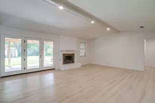 2728 Foxcroft Cir, Denton, TX 76209 - Photo 8