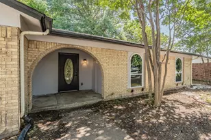 6904 Echo Hill Dr, Watauga, TX 76148 - Photo 4