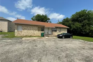 103 W Dove Ln W, Harker Heights, TX 76548 - Photo 2