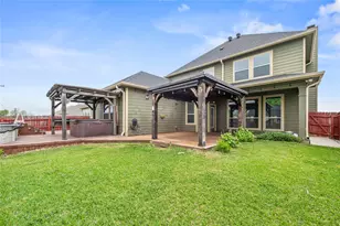 10420 Langham Dr, Waco, TX 76708 - Photo 2