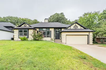 6833 Parkwood Drive, North Richland Hills, TX 76182 - Photo 2