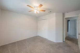 6833 Parkwood Dr, North Richland Hills, TX 76182 - Photo 22