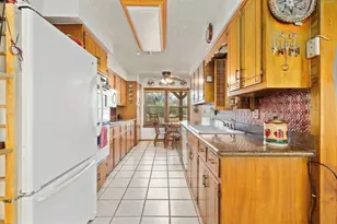 207 Lori Ln, Brownwood, TX 76801 - Photo 10