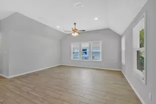 1016 E Cannon St, Fort Worth, TX 76104 - Photo 6