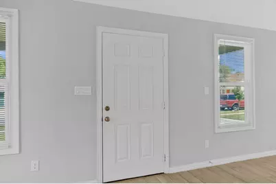 1016 E Cannon Street, Fort Worth, TX 76104 - Photo 4