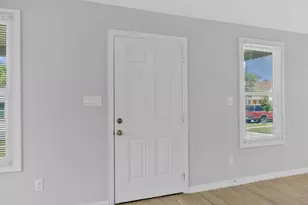 1016 E Cannon St, Fort Worth, TX 76104 - Photo 4