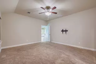 429 Valentine Ct, Burleson, TX 76028 - Photo 14