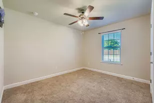 429 Valentine Ct, Burleson, TX 76028 - Photo 18