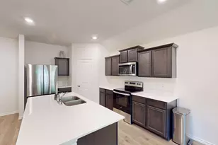 603 E River Oaks Ln, Chandler, TX 75758 - Photo 6