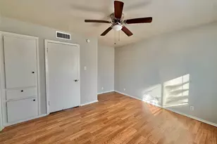 1005 W Hickory St, Denton, TX 76201 - Photo 4