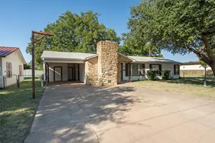 1008 W Hamilton St, Olney, TX 76374 - Photo 30