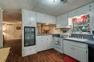 1008 W Hamilton St, Olney, TX 76374 - Photo 10