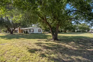1008 W Hamilton St, Olney, TX 76374 - Photo 28