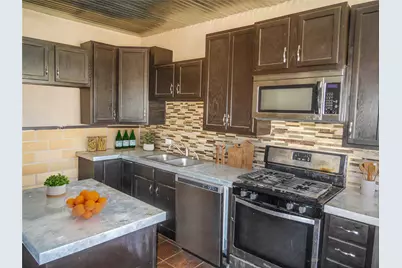 1001 E Lindsey Street, Breckenridge, TX 76424 - Photo 4