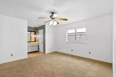 2230 Meadow Glen Drive, Garland, TX 75044 - Photo 4