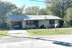 407 N Files St, Itasca, TX 76055 - Photo 2