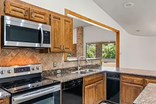 7508 Ravenswood Rd, Granbury, TX 76049 - Photo 18