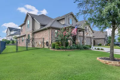 1920 Crescent Street, Fort Worth, TX 76008 - Photo 2