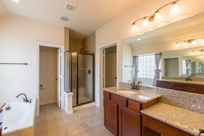 9701 Lightcatcher Drive, Plano, TX 75025 - Photo 18