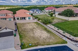 177 Valley View St, Glen Rose, TX 76043 - Photo 2